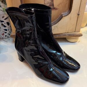 Aquatalia Shiny Patent leather ankle boot black size 9 waterproof 2” heel